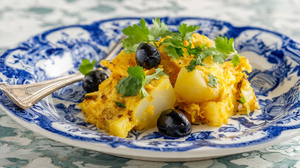 How to Make Authentic Bacalhau à Brás at Home